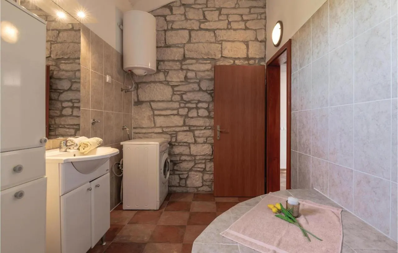 Beautiful Home In Hrboki With Wifi Holiday home