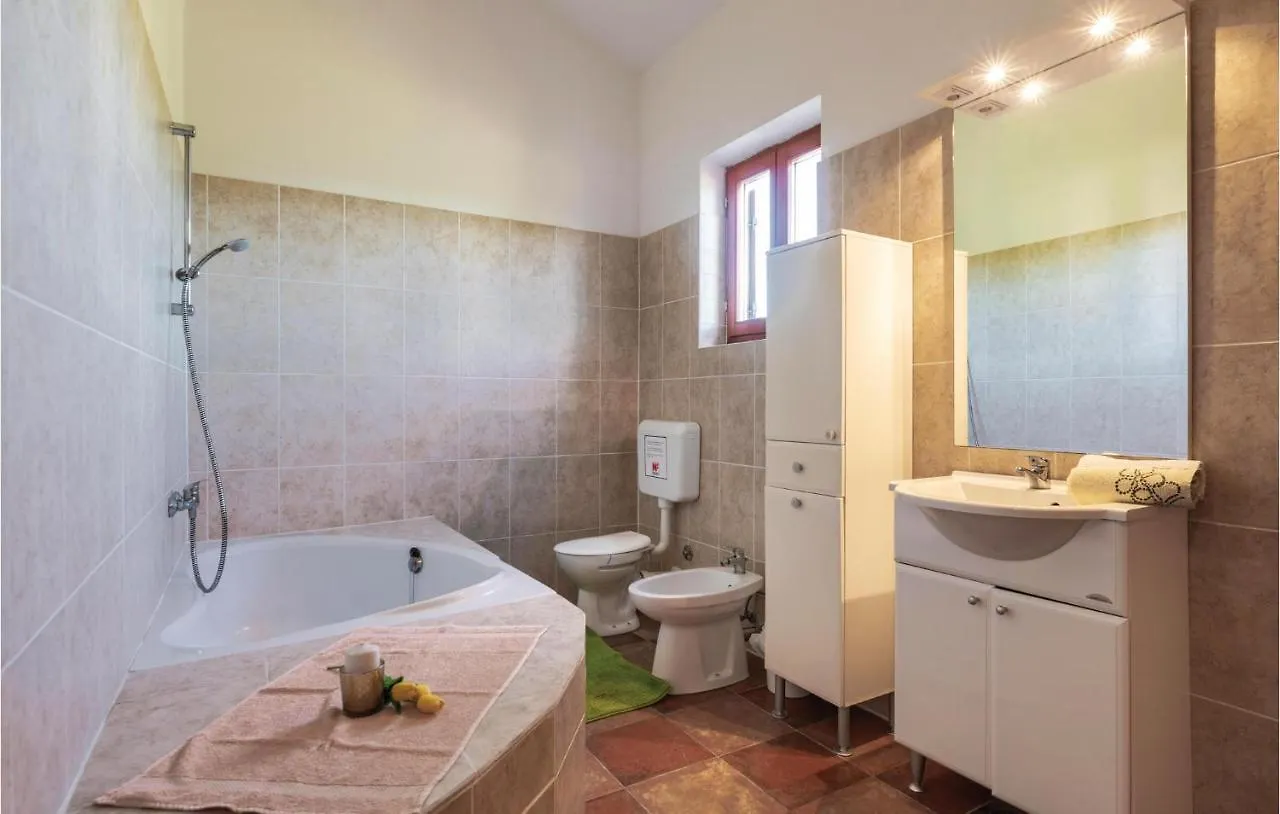 Beautiful Home In Hrboki With Wifi 0*,  Croatia