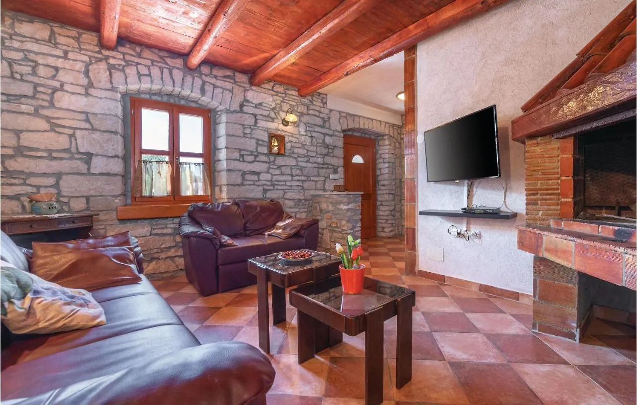 Beautiful Home In Hrboki With Wifi Holiday home