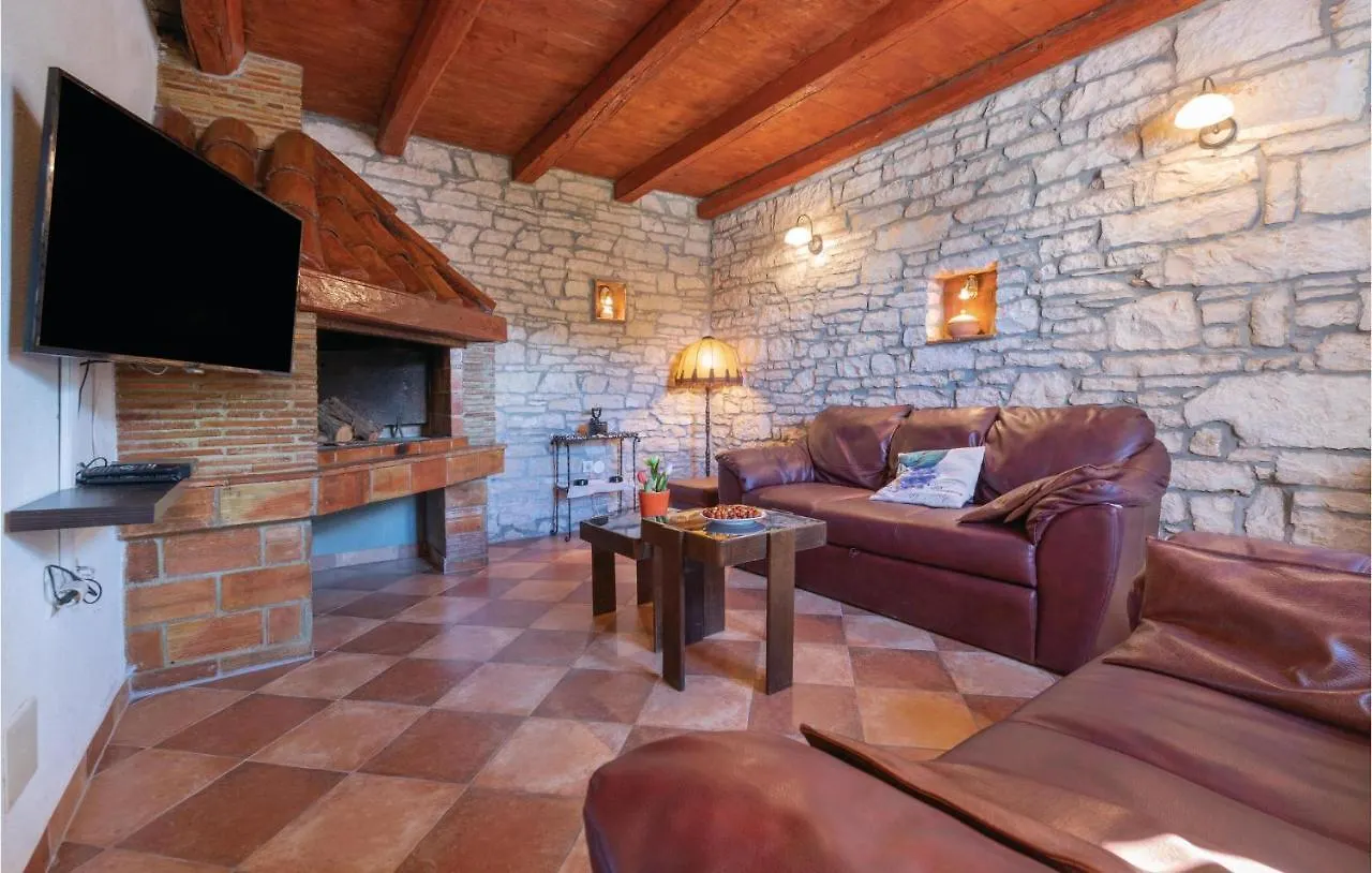 Holiday home Beautiful Home In Hrboki With Wifi
