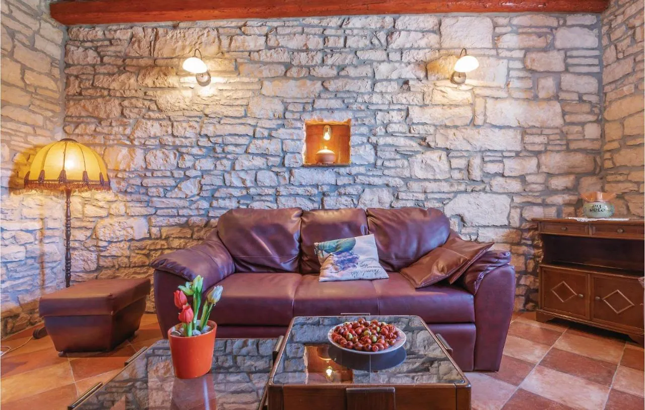 Beautiful Home In Hrboki With Wifi Holiday home